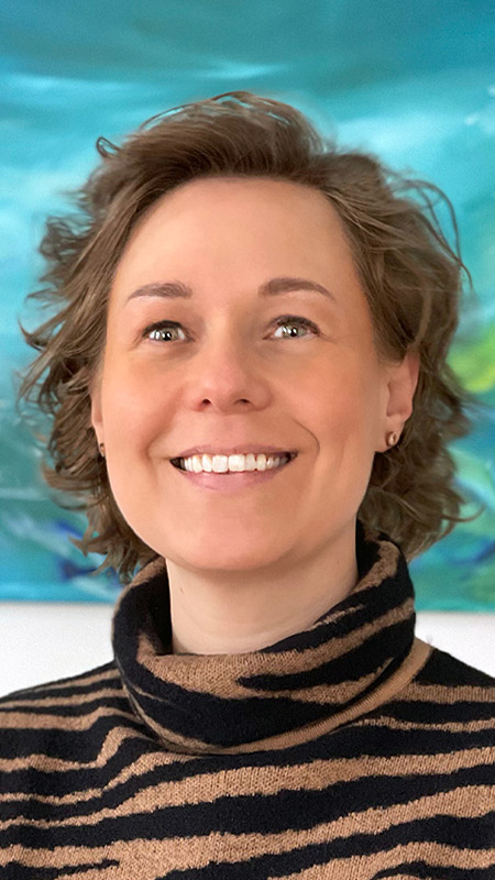 Manuela Kuhn